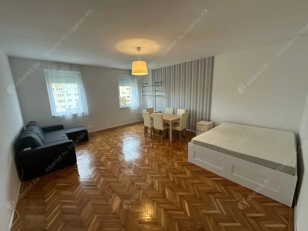 Kiadó albérlet 260000 Ft/hó áron: Budapest, XI. kerület  Bartók Béla út. Mérete: 45 nm, 1 szobás | Alberlet.hu - 6549287