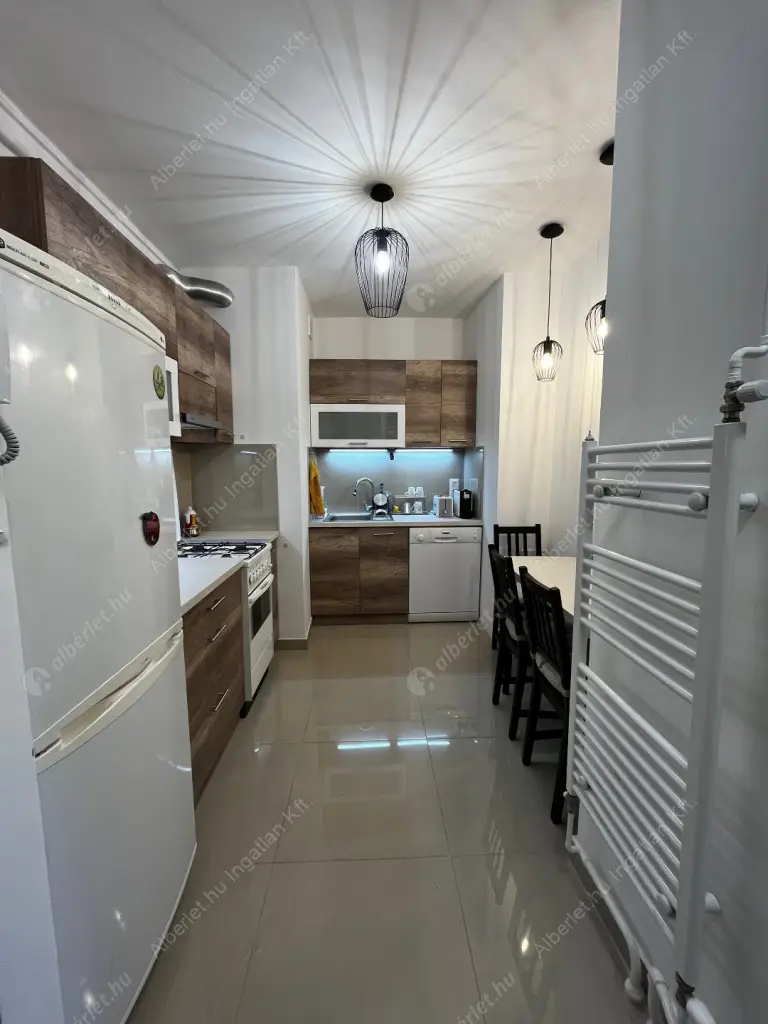 Kiadó albérlet 270000 Ft/hó áron: Budapest, XI. kerület  Bartók Béla út. Mérete: 54 nm, 2 szobás | Alberlet.hu - 6560258