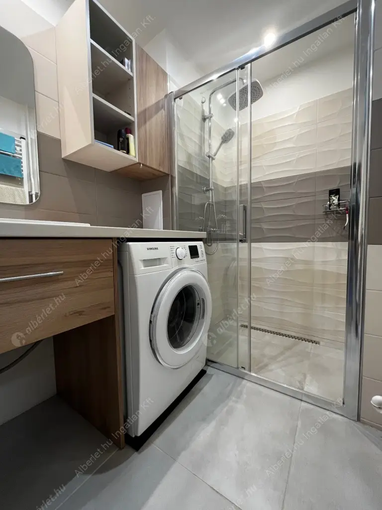 Kiadó albérlet 270000 Ft/hó áron: Budapest, XI. kerület  Bartók Béla út. Mérete: 54 nm, 2 szobás | Alberlet.hu - 6560261