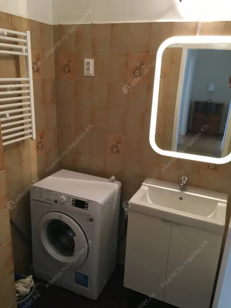 Kiadó albérlet 250000 Ft/hó áron: Budapest, XI. kerület  Bartók Béla út. Mérete: 61 nm, 2 szobás | Alberlet.hu - 6588407