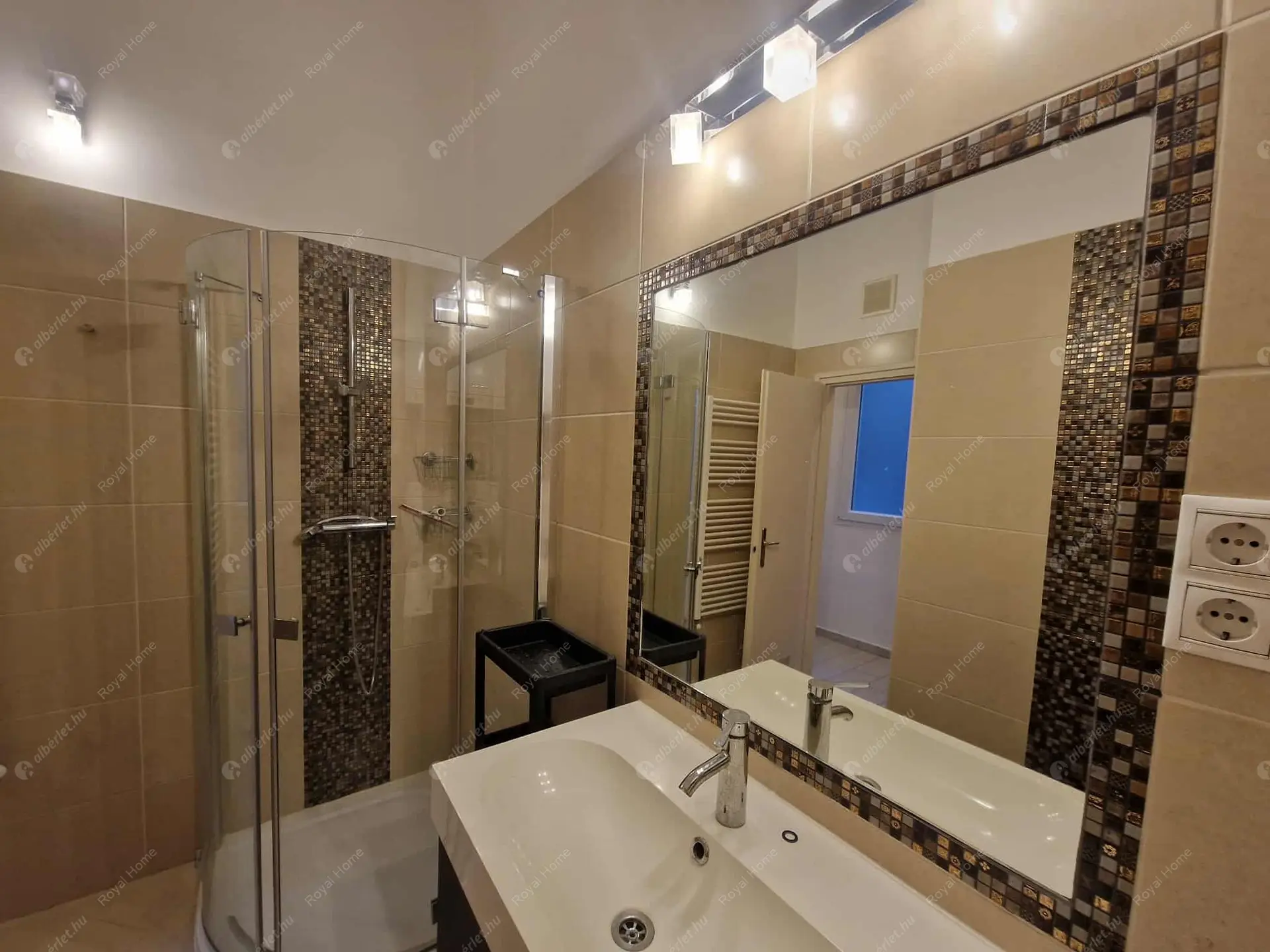 Kiadó albérlet 270000 Ft/hó áron: Budapest, XI. kerület  Bartók Béla út. Mérete: 62 nm, 2 szobás | Alberlet.hu - 6542494