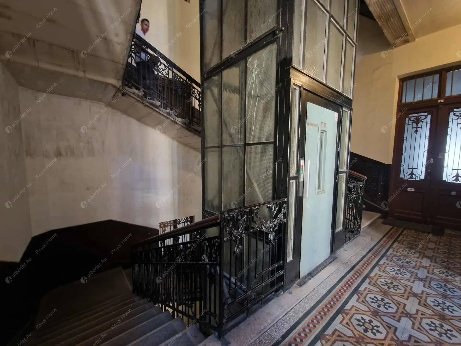 Kiadó albérlet 270000 Ft/hó áron: Budapest, XI. kerület  Bartók Béla út. Mérete: 62 nm, 2 szobás | Alberlet.hu - 6542504