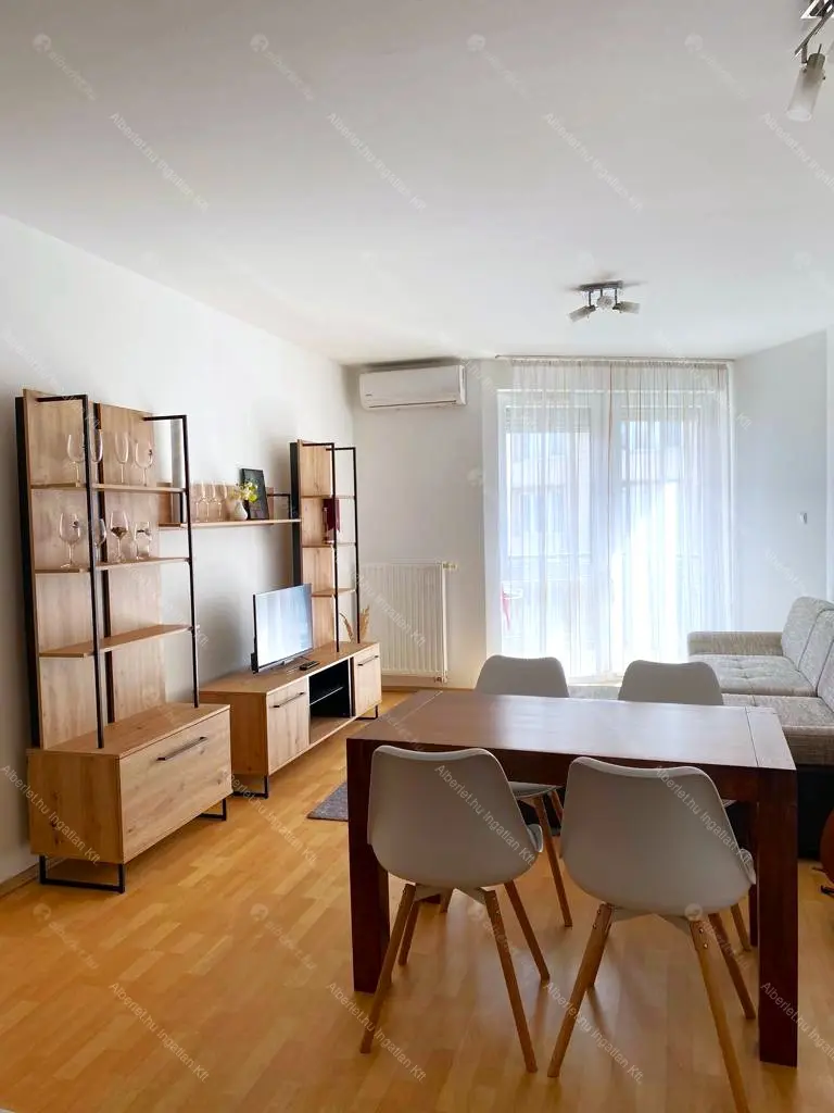 Kiadó albérlet 320000 Ft/hó áron: Budapest, XI. kerület  Bartók Béla út. Mérete: 65 nm, 3 szobás | Alberlet.hu - 6649613