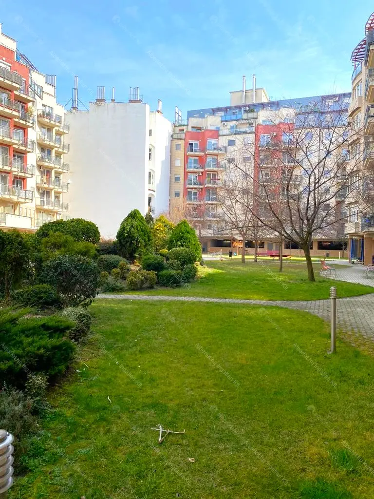 Kiadó albérlet 320000 Ft/hó áron: Budapest, XI. kerület  Bartók Béla út. Mérete: 65 nm, 3 szobás | Alberlet.hu - 6649622