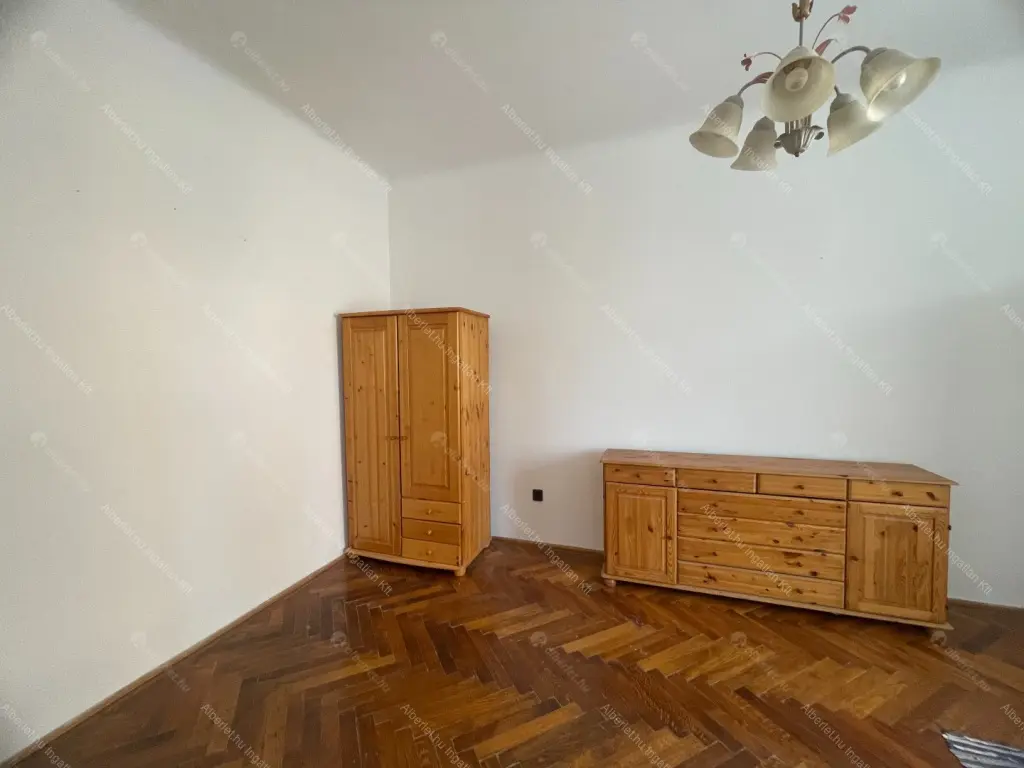 Kiadó albérlet 240000 Ft/hó áron: Budapest, XI. kerület  Bartók Béla út. Mérete: 69 nm, 2 szobás | Alberlet.hu - 6708782