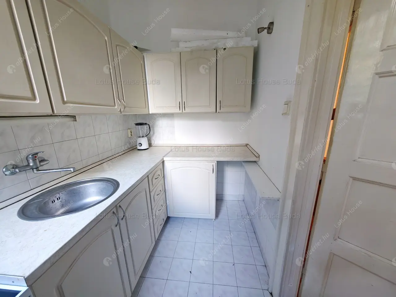 Kiadó albérlet 280000 Ft/hó áron: Budapest, XI. kerület  Bartók Béla út. Mérete: 84 nm, 3 szobás | Alberlet.hu - 6555799