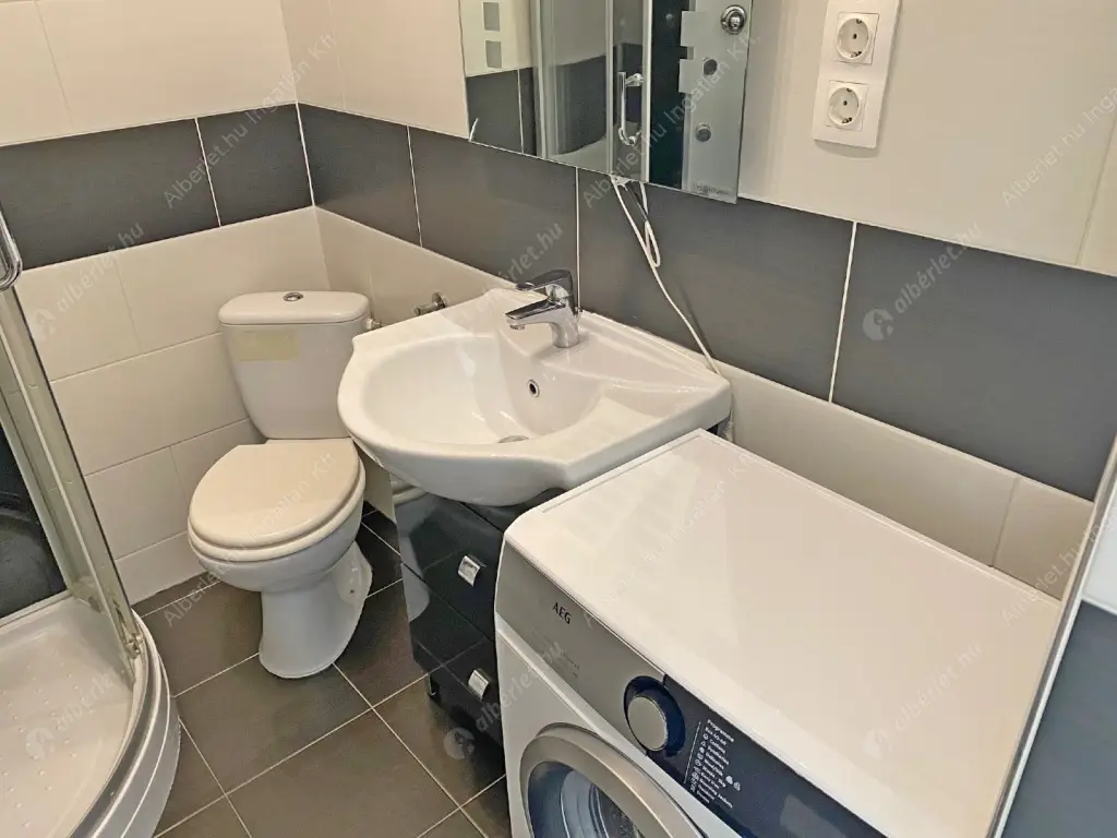 Kiadó albérlet 200000 Ft/hó áron: Budapest, XI. kerület  Bercsényi utca. Mérete: 33 nm, 1 szobás | Alberlet.hu - 6605372