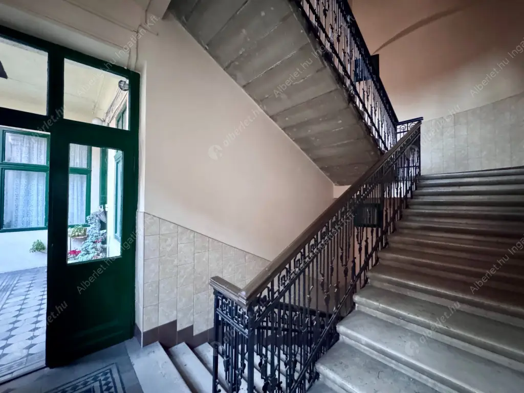 Kiadó albérlet 249000 Ft/hó áron: Budapest, XI. kerület  Bercsényi utca. Mérete: 68 nm, 3 szobás | Alberlet.hu - 6608456