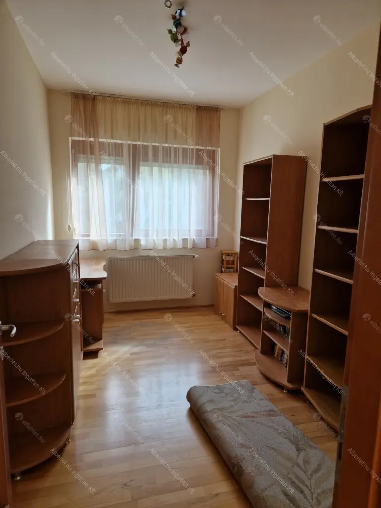 Kiadó albérlet 790000 Ft/hó áron: Budapest, XI. kerület  Beregszász út. Mérete: 124 nm, 3 szobás | Alberlet.hu - 6682463