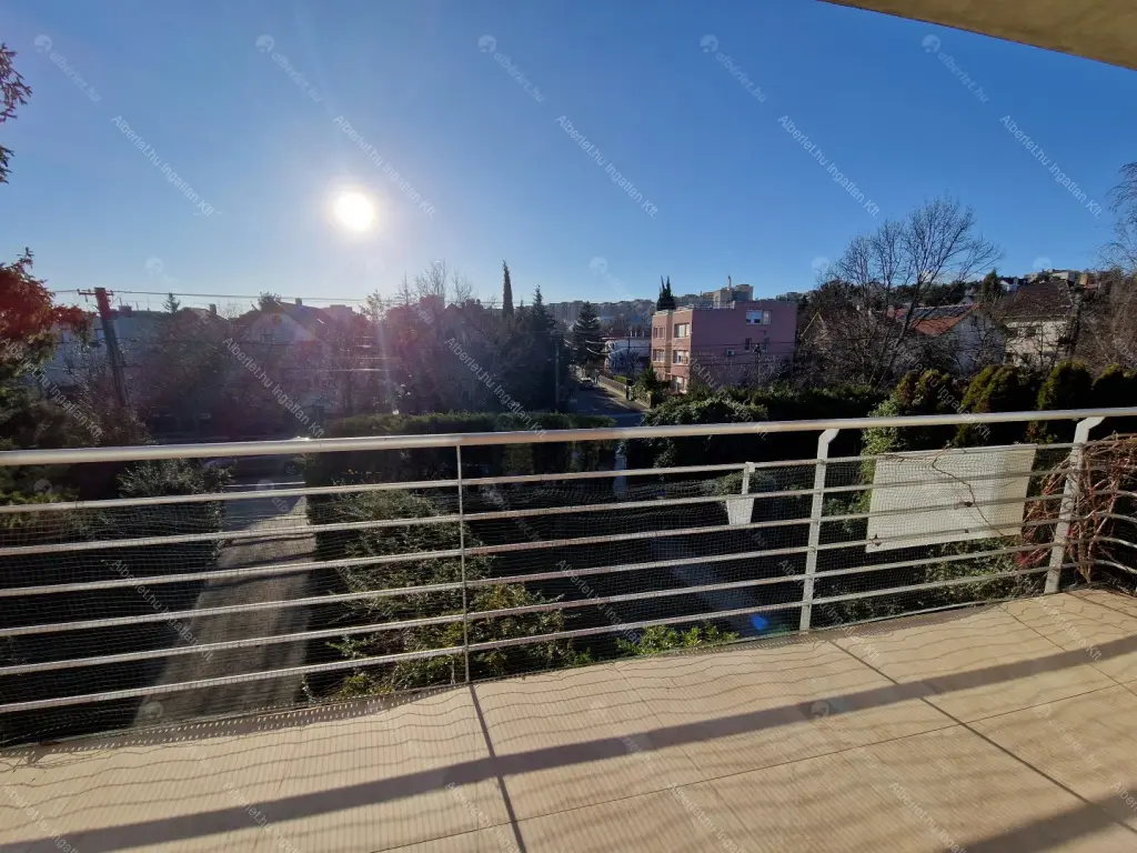 Kiadó albérlet 790000 Ft/hó áron: Budapest, XI. kerület  Beregszász út. Mérete: 124 nm, 3 szobás | Alberlet.hu - 6682470