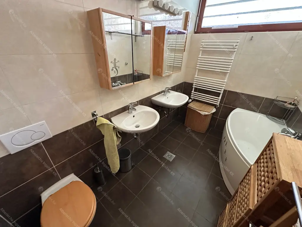 Kiadó albérlet 790000 Ft/hó áron: Budapest, XI. kerület  Beregszász út. Mérete: 124 nm, 3 szobás | Alberlet.hu - 6687927