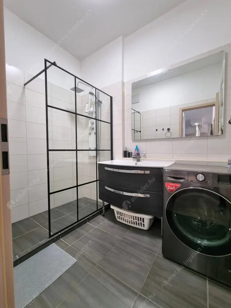 Kiadó albérlet 880000 Ft/hó áron: Budapest, XI. kerület  Bíró László József körút. Mérete: 100 nm, 3 szobás | Alberlet.hu - 6515402