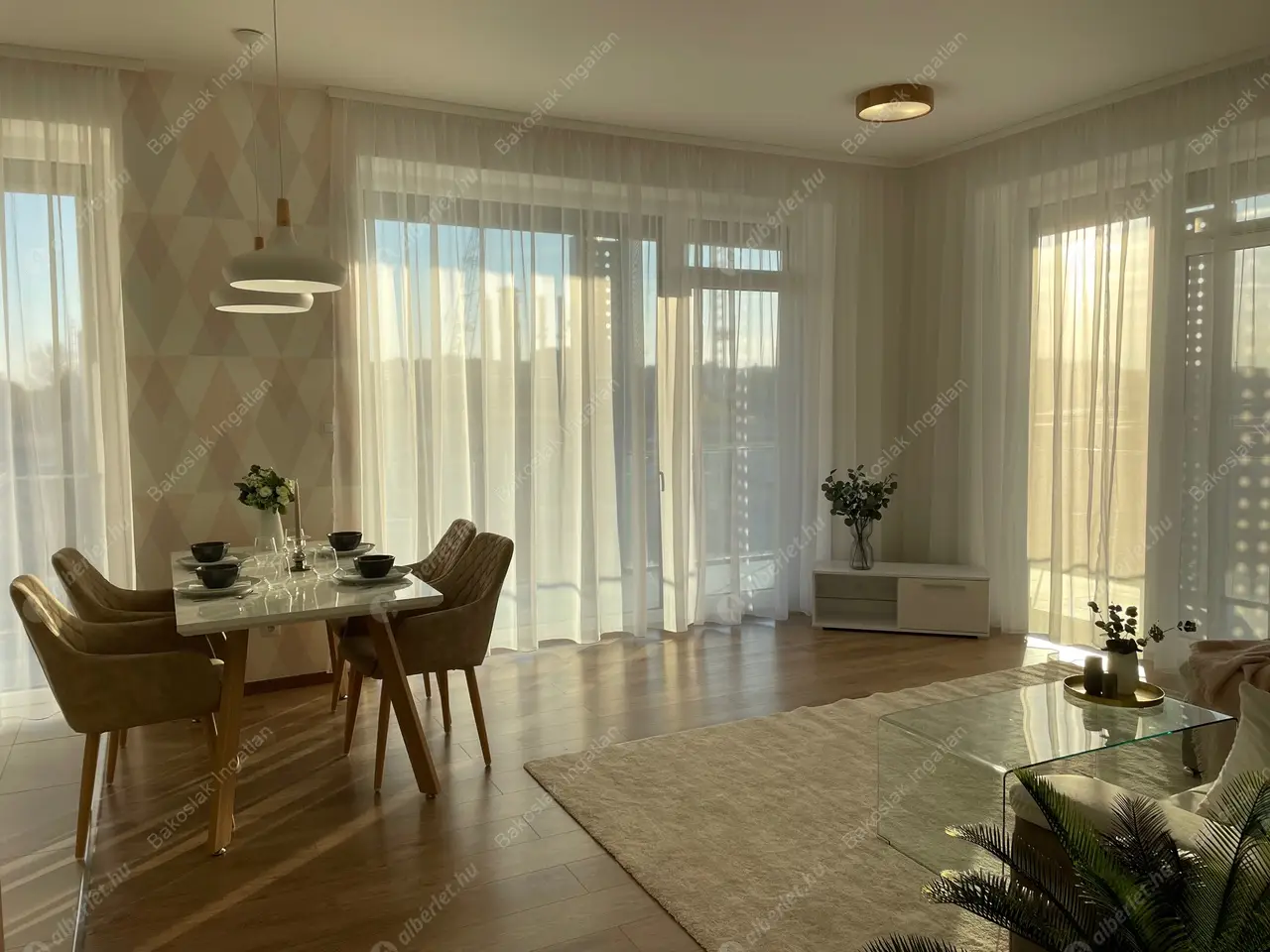 Kiadó albérlet 1087000 Ft/hó áron: Budapest, XI. kerület  Bíró László József körút. Mérete: 110 nm, 4 szobás | Alberlet.hu - 5479844