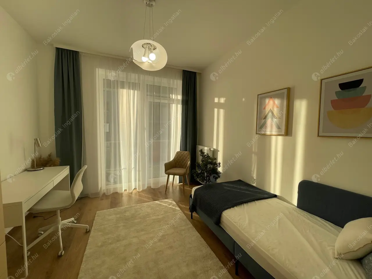 Kiadó albérlet 1087000 Ft/hó áron: Budapest, XI. kerület  Bíró László József körút. Mérete: 110 nm, 4 szobás | Alberlet.hu - 5479849