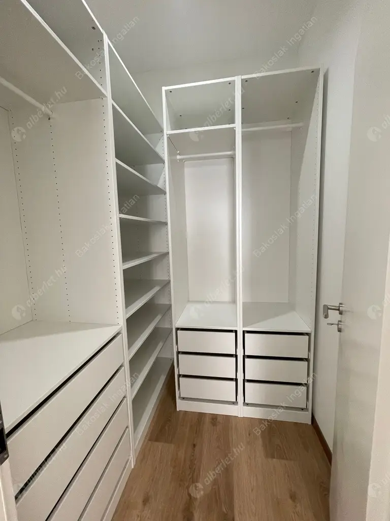 Kiadó albérlet 1087000 Ft/hó áron: Budapest, XI. kerület  Bíró László József körút. Mérete: 110 nm, 4 szobás | Alberlet.hu - 5479861