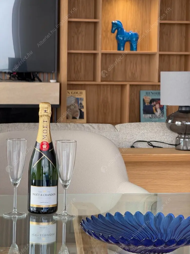 Kiadó albérlet 1100000 Ft/hó áron: Budapest, XI. kerület  Bíró László József körút. Mérete: 110 nm, 4 szobás | Alberlet.hu - 6577726