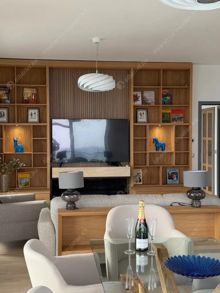 Kiadó albérlet 1100000 Ft/hó áron: Budapest, XI. kerület  Bíró László József körút. Mérete: 110 nm, 4 szobás | Alberlet.hu - 6577729