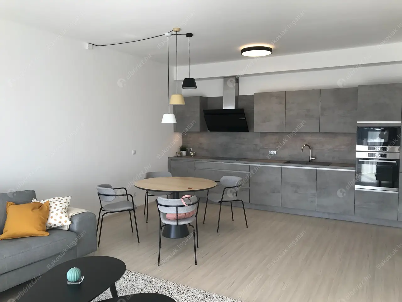 Kiadó albérlet 536000 Ft/hó áron: Budapest, XI. kerület  Bíró László József körút. Mérete: 80 nm, 3 szobás | Alberlet.hu - 5085386