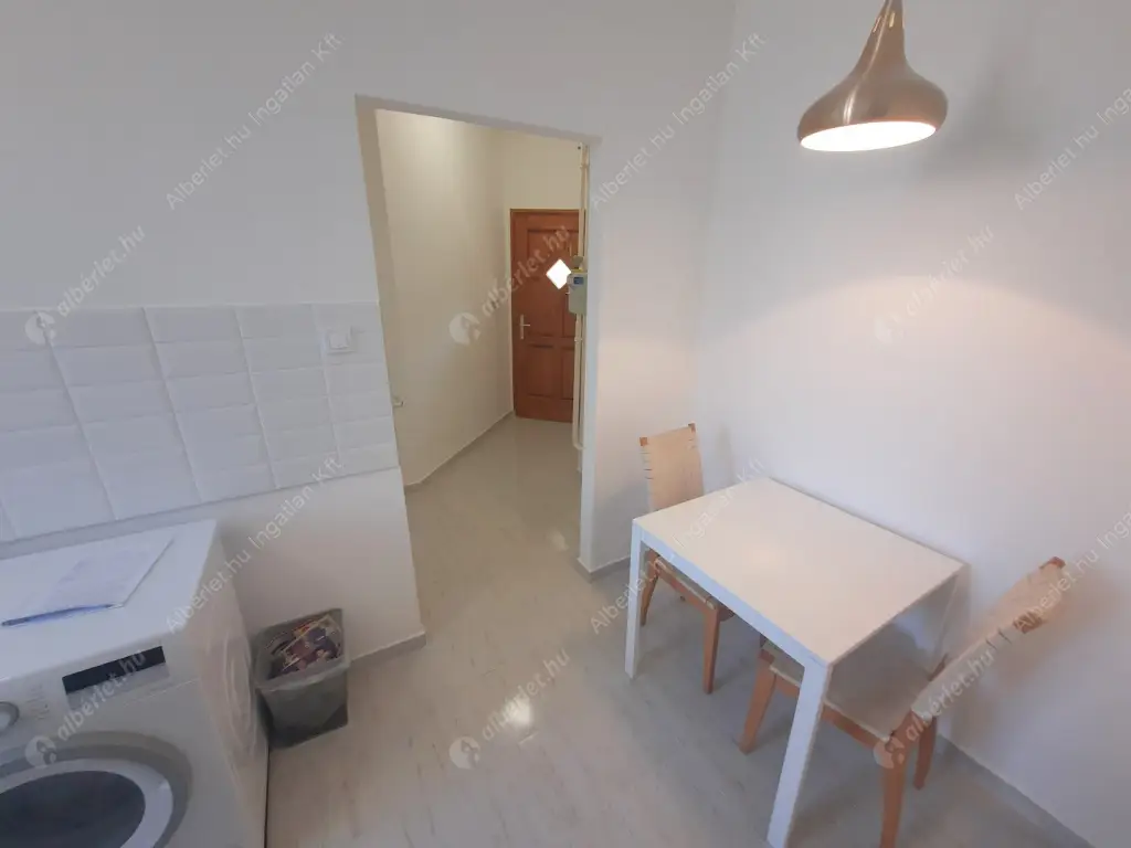 Kiadó albérlet 180000 Ft/hó áron: Budapest, XI. kerület  Bocskai út. Mérete: 34 nm, 1 szobás | Alberlet.hu - 6596528