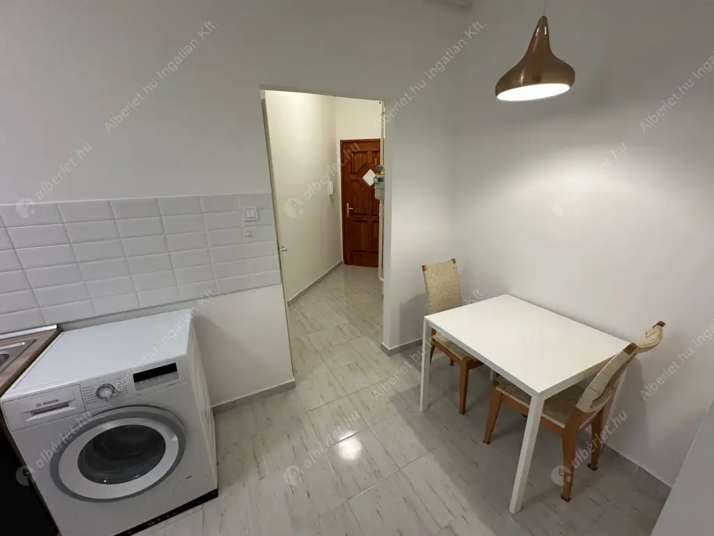 Kiadó albérlet 175000 Ft/hó áron: Budapest, XI. kerület  Bocskai út. Mérete: 34 nm, 1 szobás | Alberlet.hu - 6606271