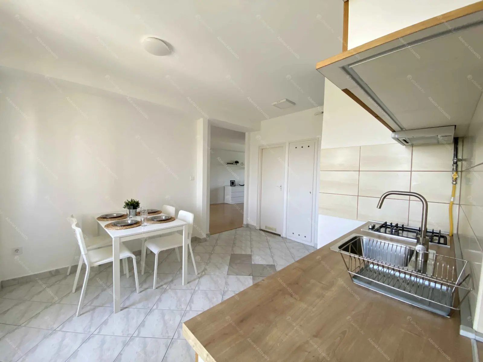 Kiadó albérlet 250000 Ft/hó áron: Budapest, XI. kerület  Bogdánfy utca. Mérete: 61 nm, 2 szobás | Alberlet.hu - 6698108