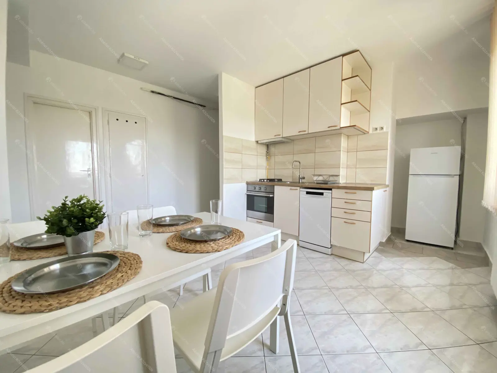 Kiadó albérlet 250000 Ft/hó áron: Budapest, XI. kerület  Bogdánfy utca. Mérete: 61 nm, 2 szobás | Alberlet.hu - 6698109