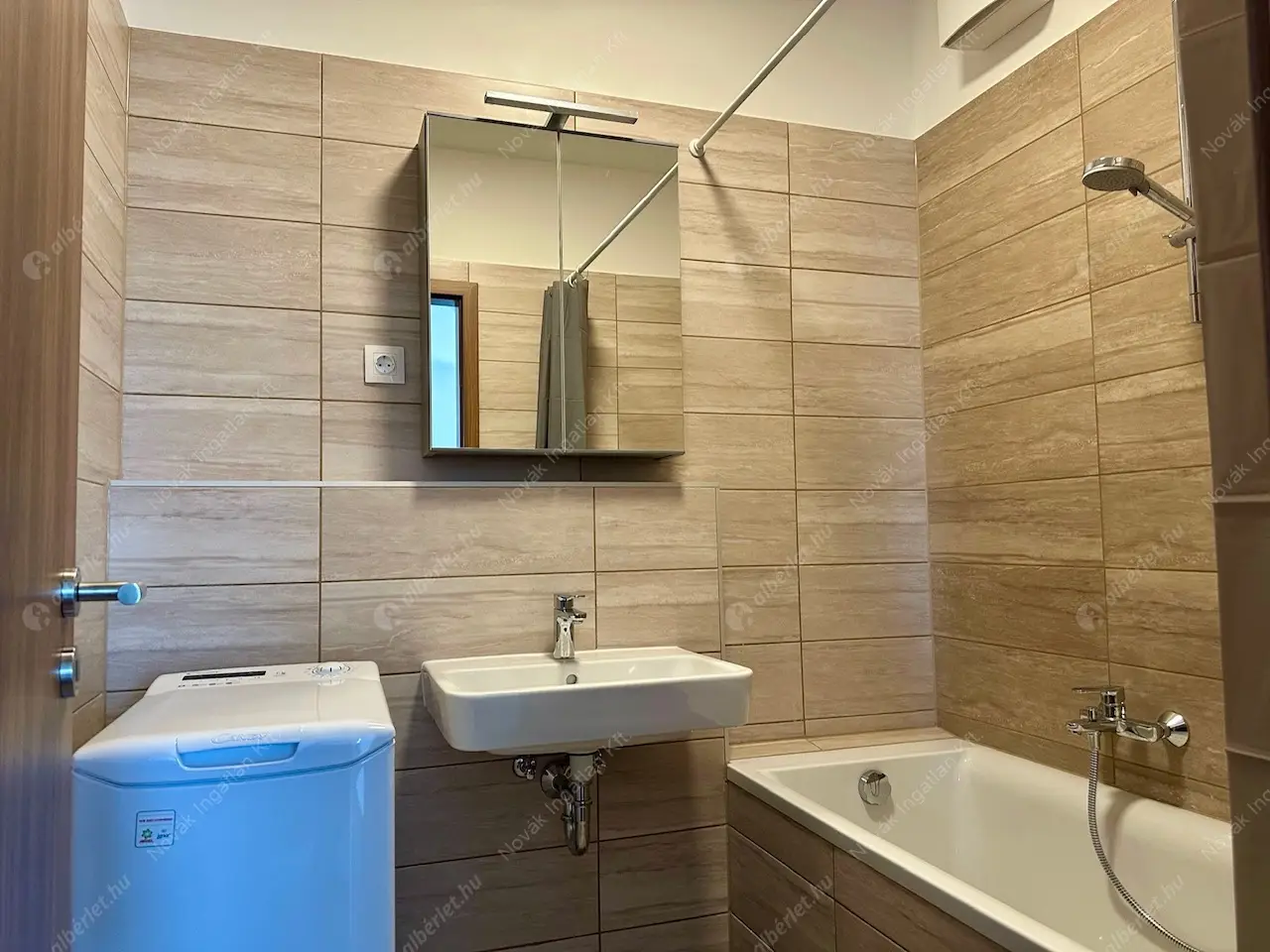 Kiadó albérlet 390000 Ft/hó áron: Budapest, XI. kerület  Budafoki út. Mérete: 50 nm, 3 szobás | Alberlet.hu - 6555004