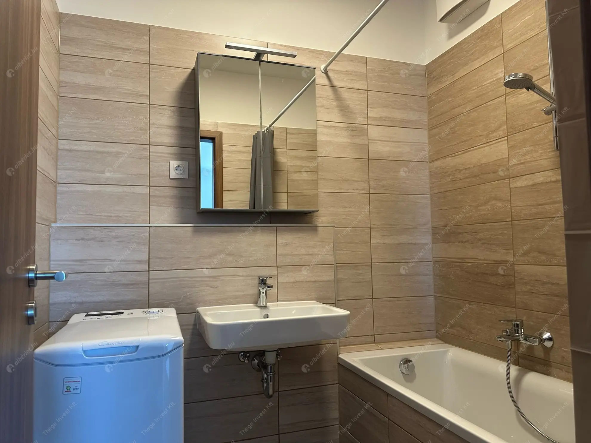 Kiadó albérlet 360000 Ft/hó áron: Budapest, XI. kerület  Budafoki út. Mérete: 55 nm, 3 szobás | Alberlet.hu - 6613035