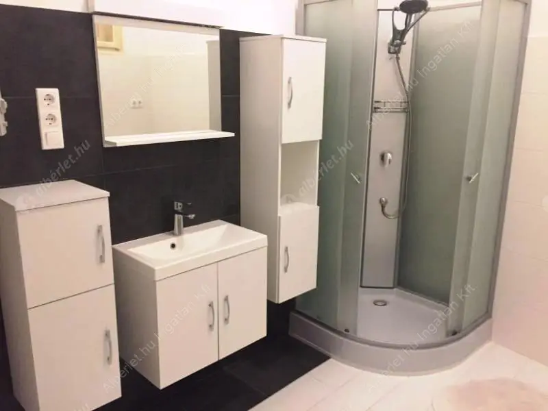 Kiadó albérlet 270000 Ft/hó áron: Budapest, XI. kerület  Budafoki út. Mérete: 74 nm, 3 szobás | Alberlet.hu - 6598154