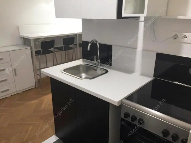 Kiadó albérlet 270000 Ft/hó áron: Budapest, XI. kerület  Budafoki út. Mérete: 74 nm, 3 szobás | Alberlet.hu - 6613889