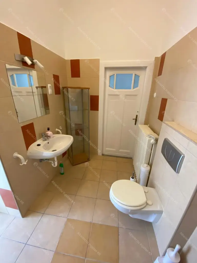 Kiadó albérlet 340000 Ft/hó áron: Budapest, XI. kerület  Budafoki út. Mérete: 98 nm, 2 szobás | Alberlet.hu - 6645143