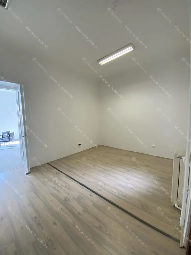 Kiadó albérlet 340000 Ft/hó áron: Budapest, XI. kerület  Budafoki út. Mérete: 98 nm, 3 szobás | Alberlet.hu - 6651976