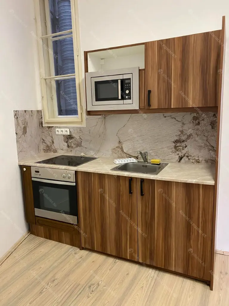 Kiadó albérlet 340000 Ft/hó áron: Budapest, XI. kerület  Budafoki út. Mérete: 98 nm, 3 szobás | Alberlet.hu - 6651984