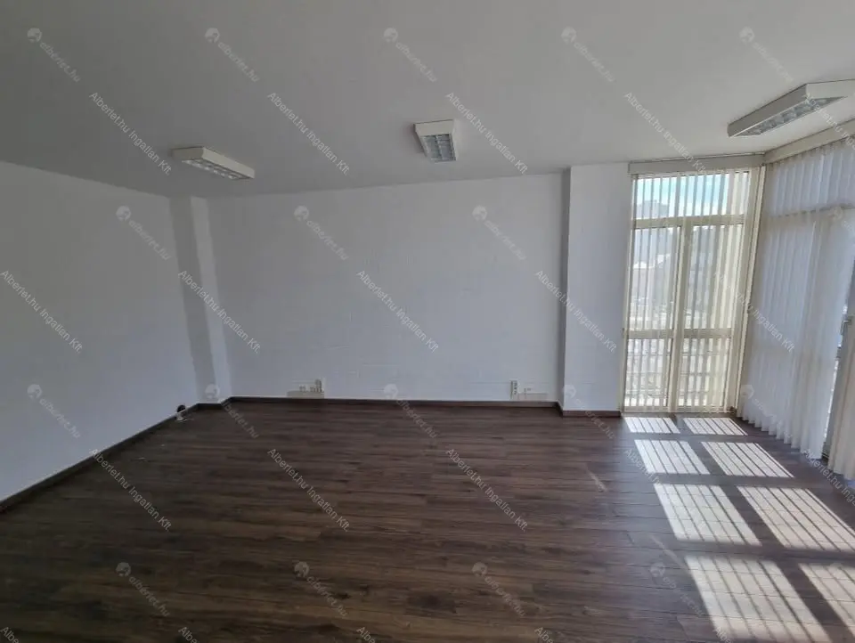 Kiadó albérlet 680000 Ft/hó áron: Budapest, XI. kerület  Budaörsi út. Mérete: 177 nm, 5 szobás | Alberlet.hu - 6699782