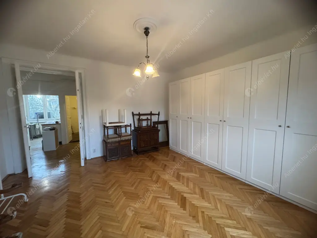 Kiadó albérlet 270000 Ft/hó áron: Budapest, XI. kerület  Budaörsi út. Mérete: 92 nm, 4 szobás | Alberlet.hu - 6628897