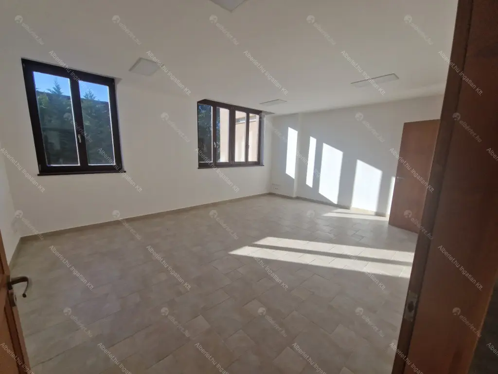 Kiadó albérlet 572000 Ft/hó áron: Budapest, XI. kerület  Csárda utca. Mérete: 162 nm, 4 szobás | Alberlet.hu - 6664267