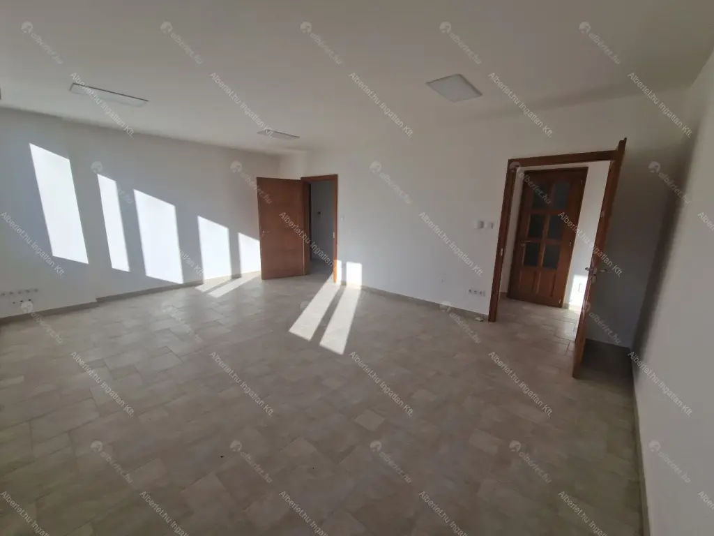 Kiadó albérlet 572000 Ft/hó áron: Budapest, XI. kerület  Csárda utca. Mérete: 162 nm, 4 szobás | Alberlet.hu - 6664268