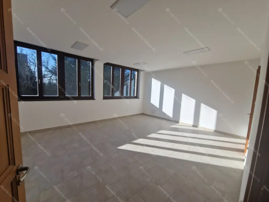 Kiadó albérlet 572000 Ft/hó áron: Budapest, XI. kerület  Csárda utca. Mérete: 162 nm, 4 szobás | Alberlet.hu - 6664272