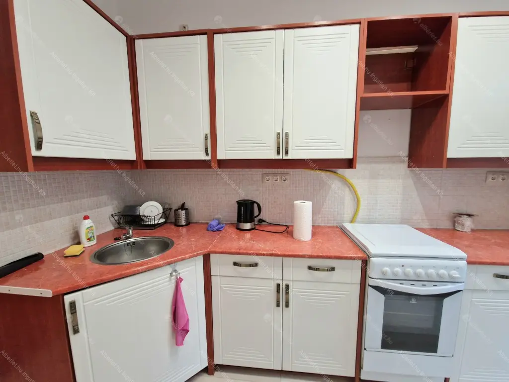 Kiadó albérlet 200000 Ft/hó áron: Budapest, XI. kerület  Csóka utca. Mérete: 35 nm, 1 szobás | Alberlet.hu - 6707754