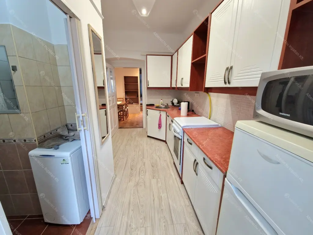 Kiadó albérlet 200000 Ft/hó áron: Budapest, XI. kerület  Csóka utca. Mérete: 35 nm, 1 szobás | Alberlet.hu - 6709039