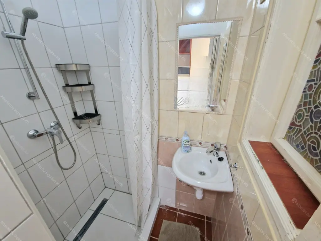 Kiadó albérlet 200000 Ft/hó áron: Budapest, XI. kerület  Csóka utca. Mérete: 35 nm, 1 szobás | Alberlet.hu - 6709044