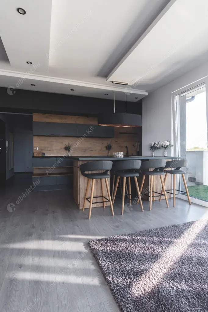 Kiadó albérlet 650000 Ft/hó áron: Budapest, XI. kerület  Csonttollú  utca . Mérete: 93 nm, 2 szobás | Alberlet.hu - 6580946