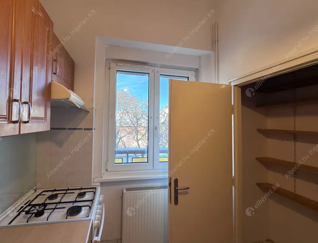 Kiadó albérlet 260000 Ft/hó áron: Budapest, XI. kerület  Csorbai út. Mérete: 50 nm, 2 szobás | Alberlet.hu - 6621305