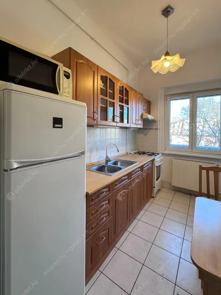 Kiadó albérlet 260000 Ft/hó áron: Budapest, XI. kerület  Csorbai út. Mérete: 50 nm, 2 szobás | Alberlet.hu - 6621306