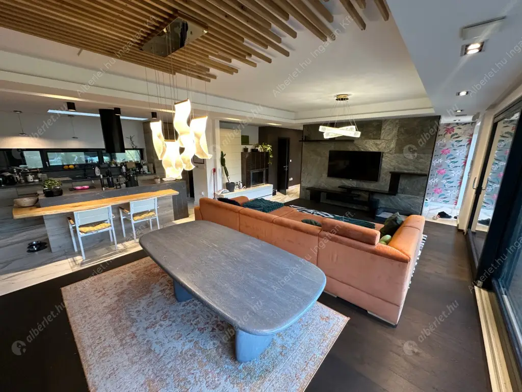 Kiadó albérlet 1950000 Ft/hó áron: Budapest, XI. kerület  Dayka Gábor utca. Mérete: 220 nm, 5 szobás | Alberlet.hu - 6576200