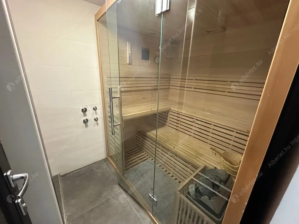 Kiadó albérlet 1950000 Ft/hó áron: Budapest, XI. kerület  Dayka Gábor utca. Mérete: 220 nm, 5 szobás | Alberlet.hu - 6618316