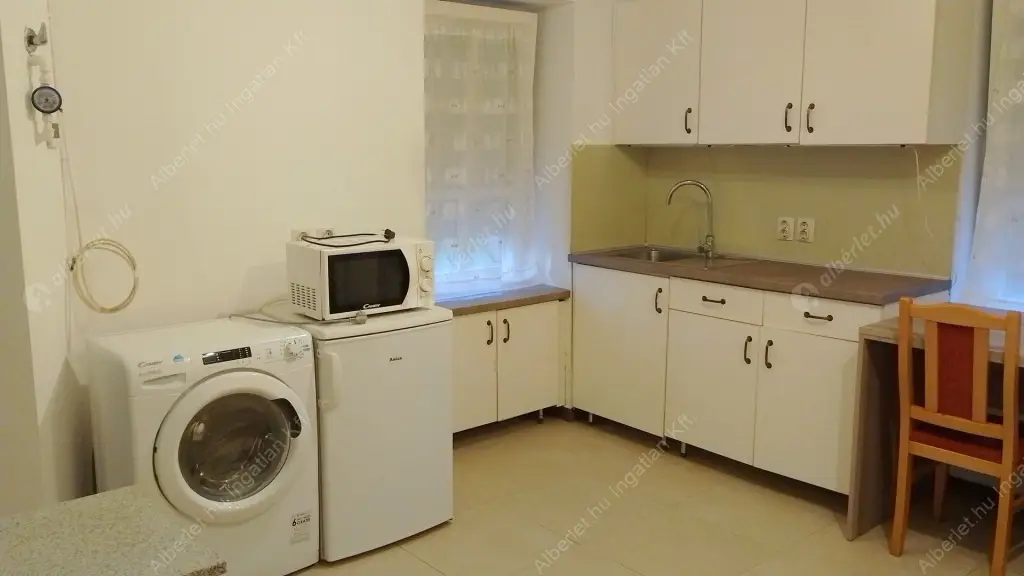 Kiadó albérlet 177000 Ft/hó áron: Budapest, XI. kerület  Ecsed utca. Mérete: 17 nm, 1 szobás | Alberlet.hu - 6579822