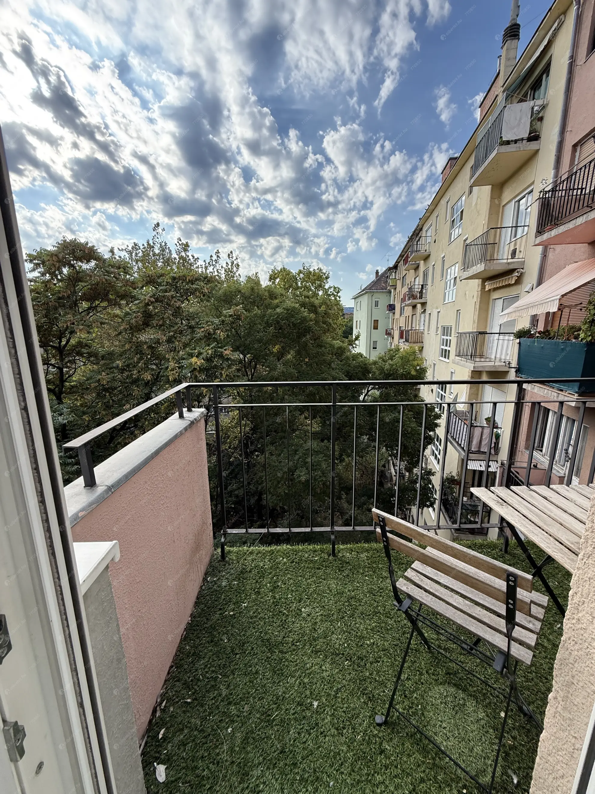 Kiadó albérlet 290000 Ft/hó áron: Budapest, XI. kerület   Egry József utca  . Mérete: 50 nm, 1 szobás | Alberlet.hu - 6579687