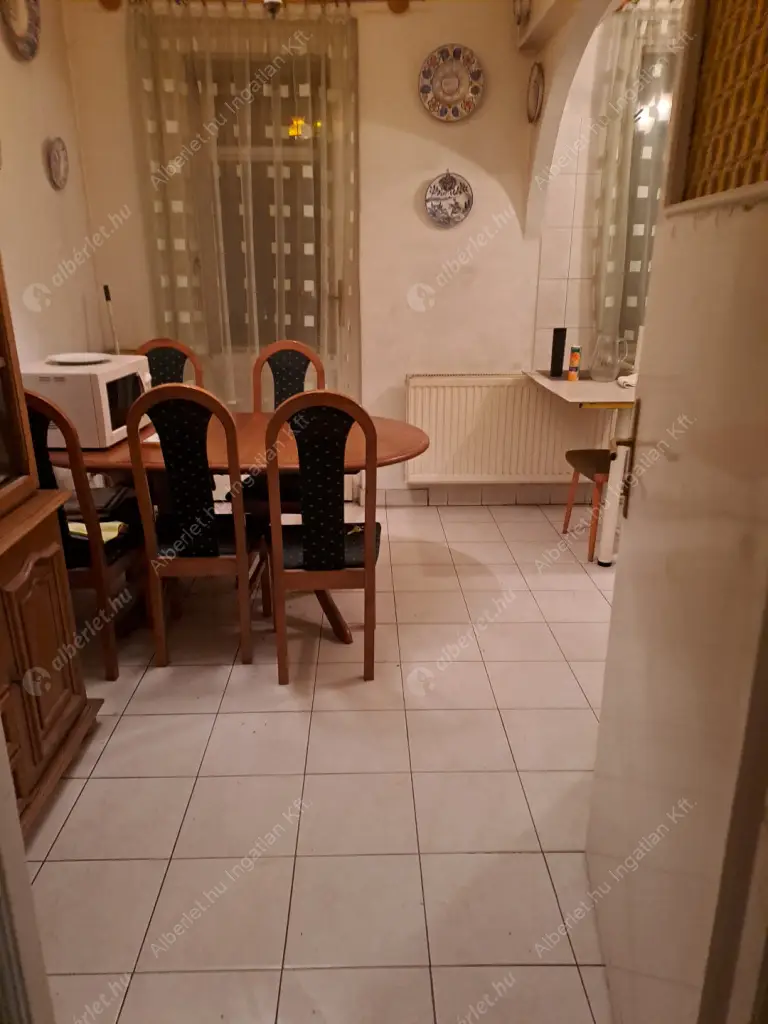 Kiadó albérlet 300000 Ft/hó áron: Budapest, XI. kerület  Elek utca. Mérete: 83 nm, 3 szobás | Alberlet.hu - 6579015