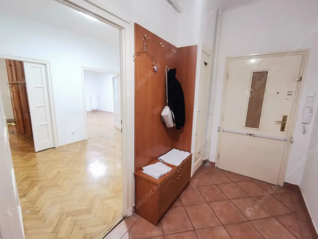 Kiadó albérlet 400000 Ft/hó áron: Budapest, XI. kerület  Eszék utca. Mérete: 88 nm, 2 szobás | Alberlet.hu - 6605038